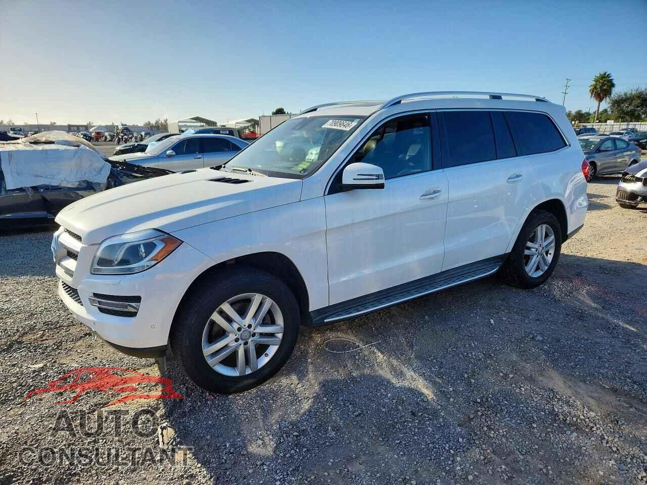 MERCEDES-BENZ GL-CLASS 2015 - 4JGDF2EE1FA590496