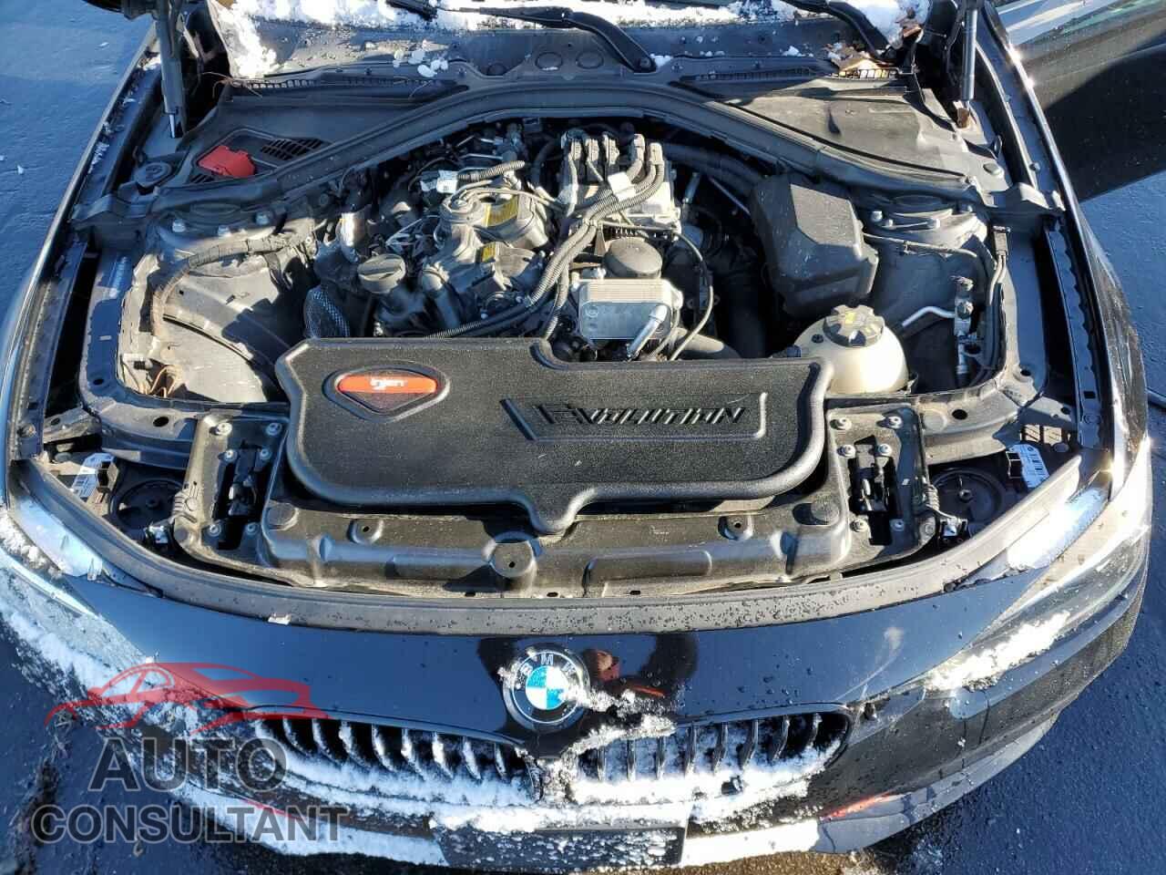 BMW 3 SERIES 2016 - WBA8E3G51GNU02692