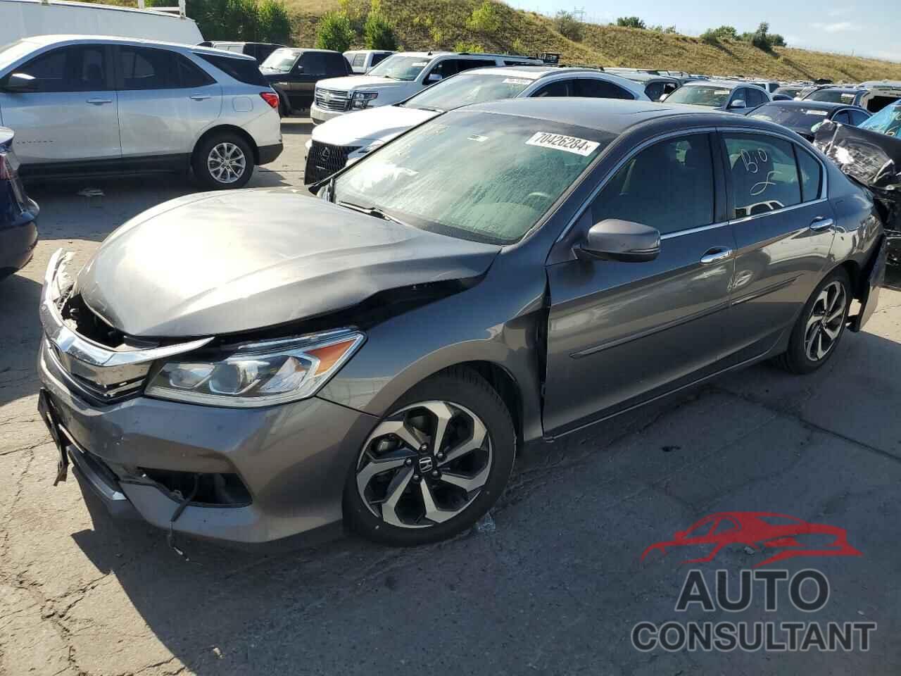 HONDA ACCORD 2016 - 1HGCR2F88GA170480