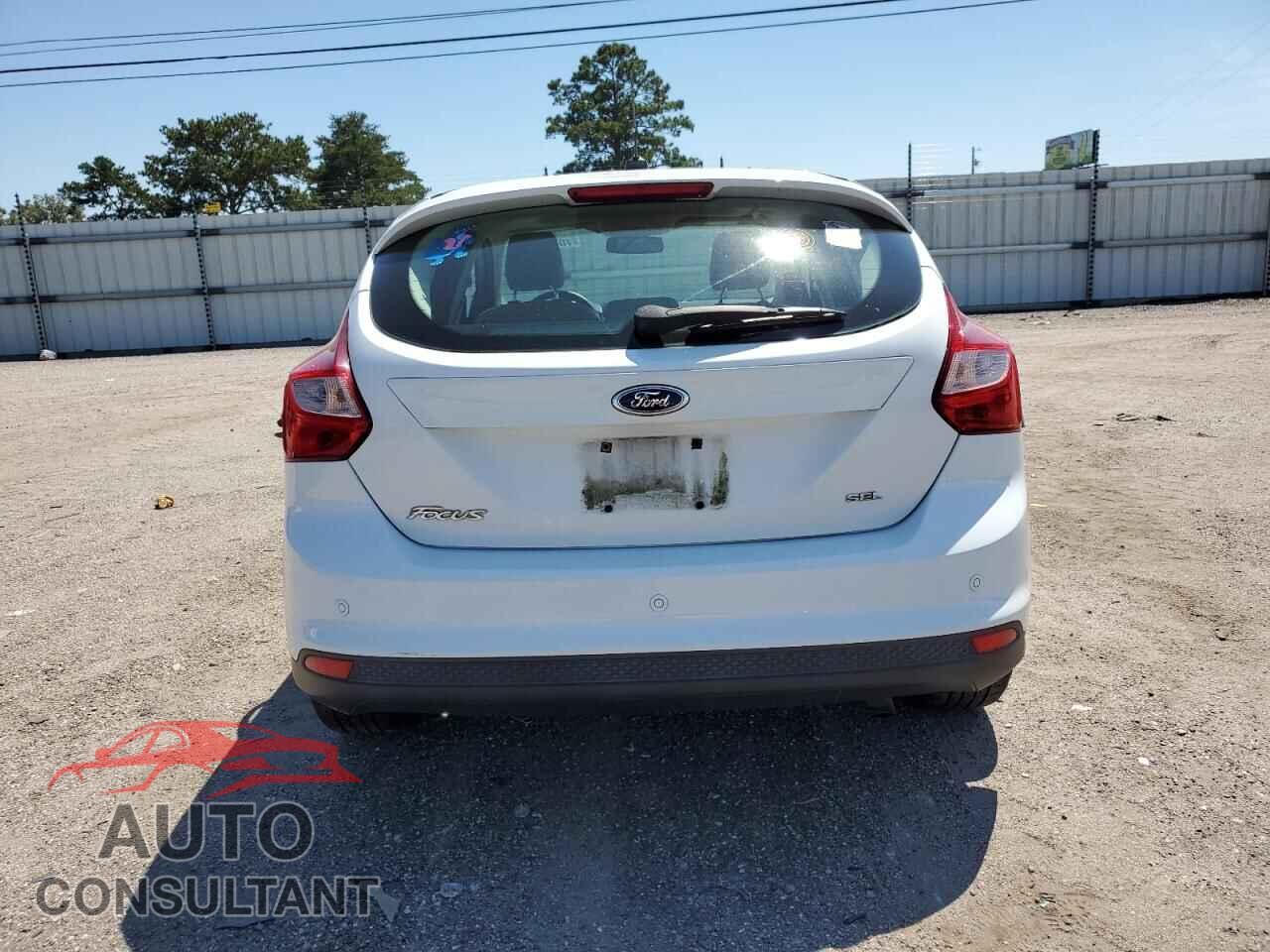 FORD FOCUS 2012 - 1FAHP3M24CL348453