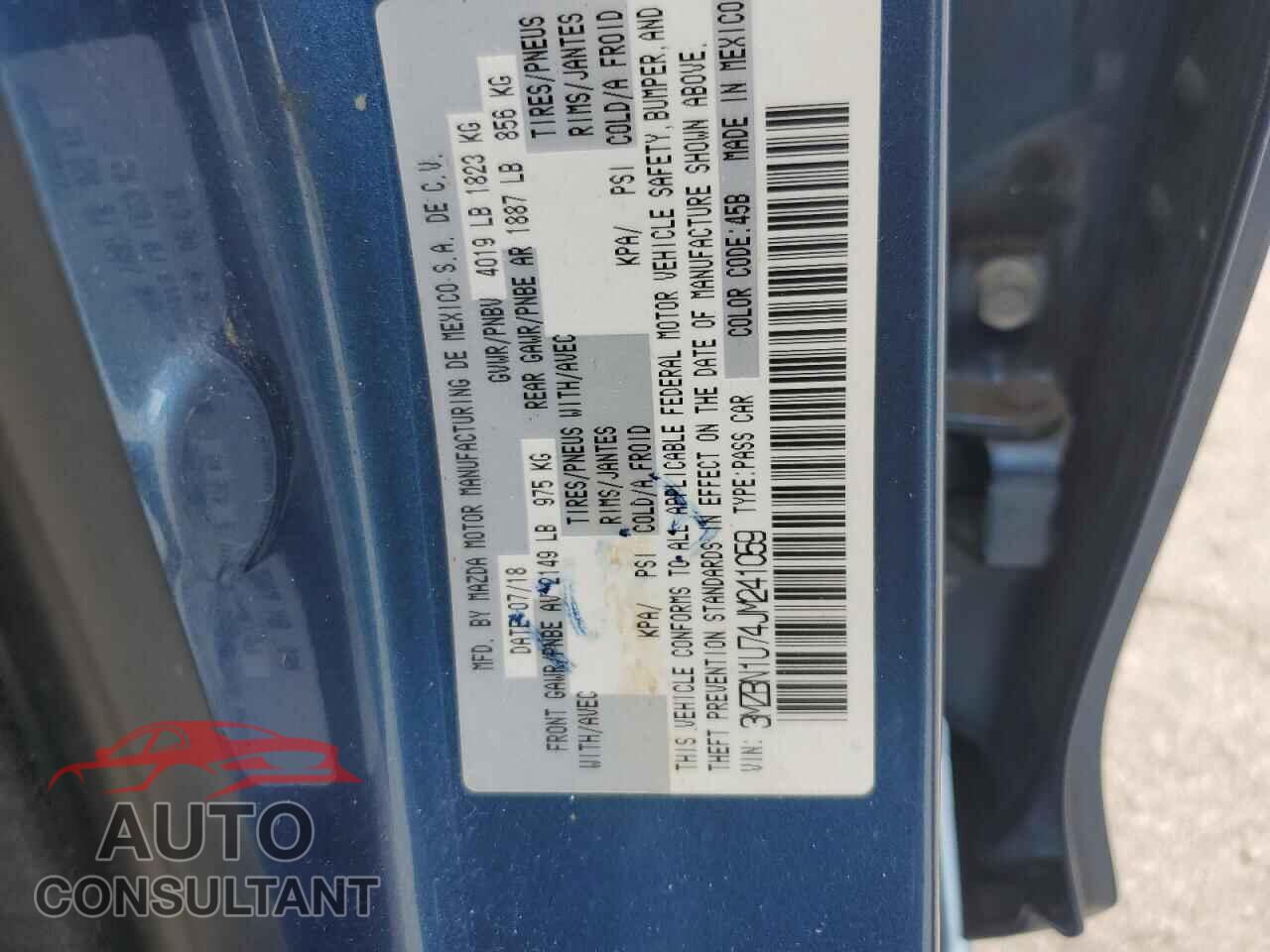 MAZDA 3 2018 - 3MZBN1U74JM241059