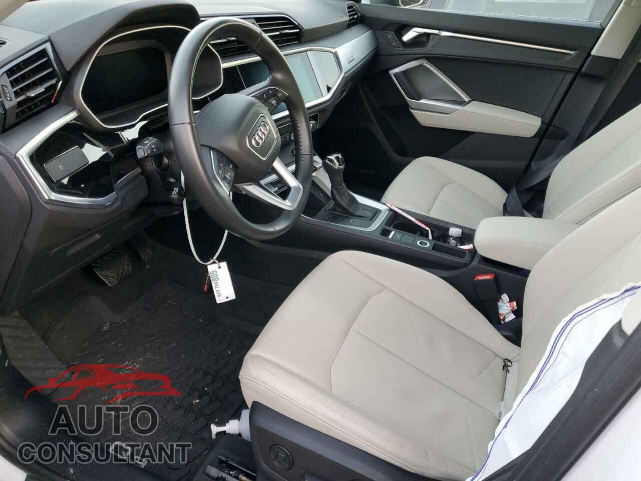 AUDI Q3 2020 - WA1DECF35L1089210