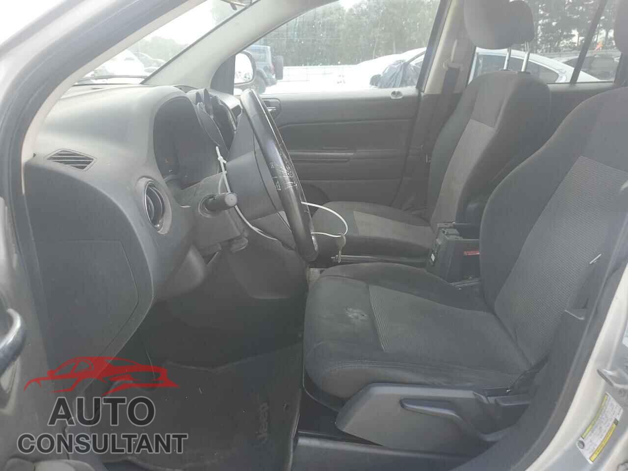 JEEP COMPASS 2011 - 1J4NT1FB5BD138408
