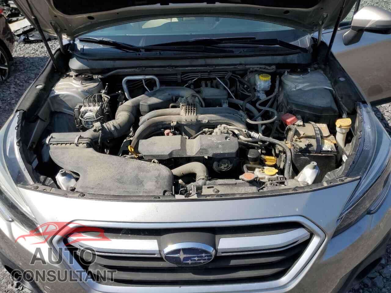 SUBARU OUTBACK 2018 - 4S4BSAFC5J3290564