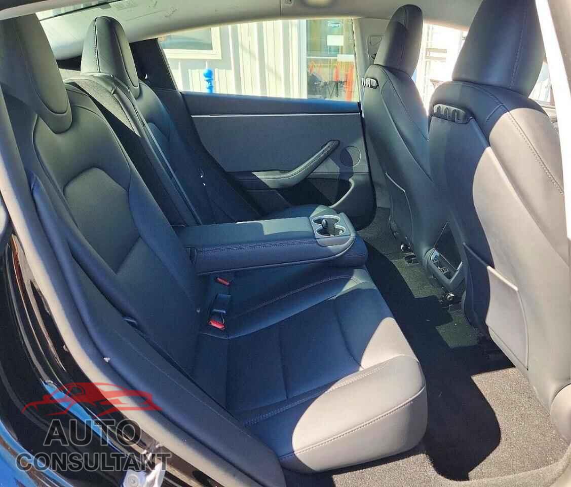 TESLA MODEL 3 2025 - 5YJ3E1EA2SF054524