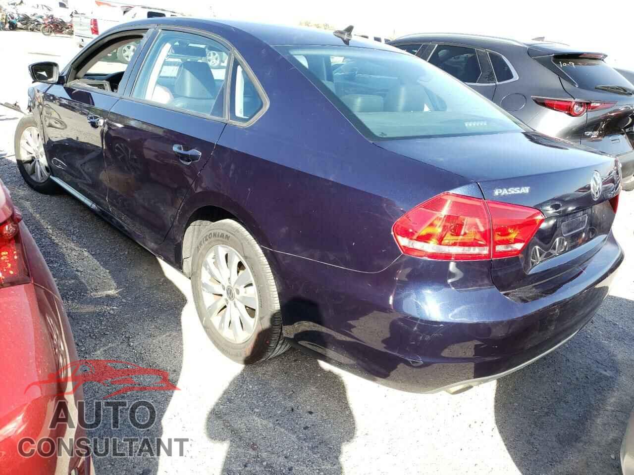 VOLKSWAGEN PASSAT 2015 - 1VWAT7A34FC042897