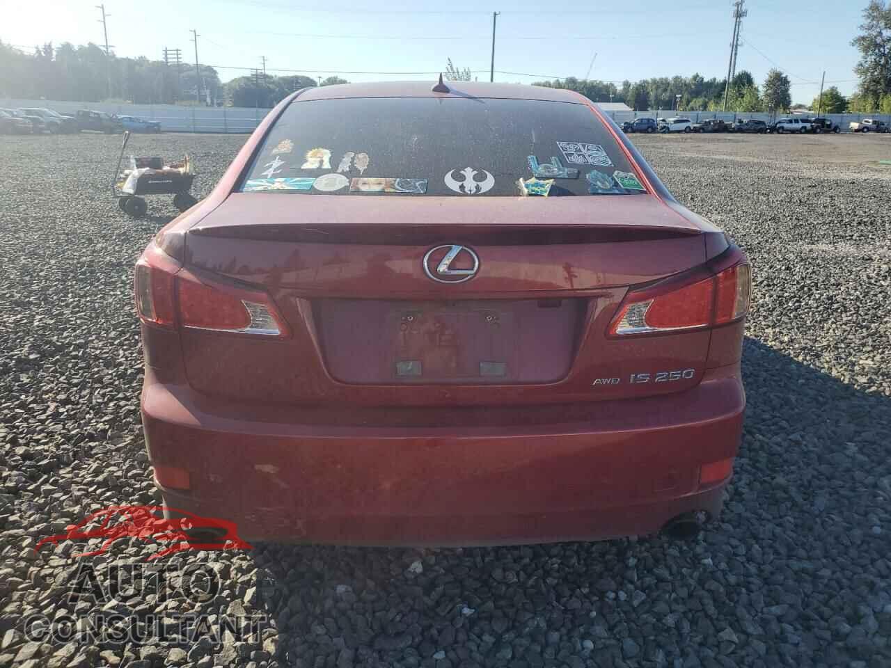 LEXUS IS 2011 - JTHCF5C24B5051432