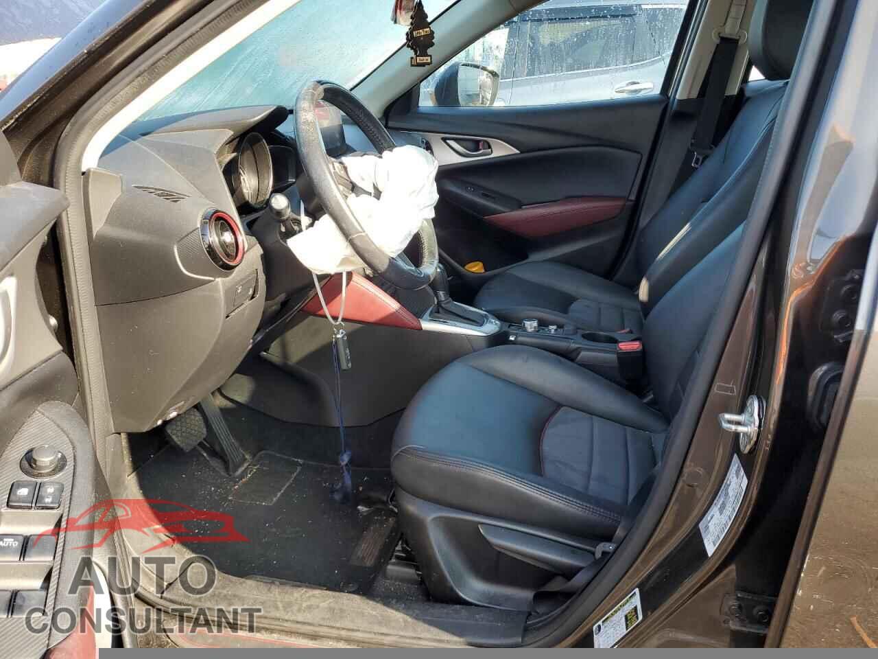 MAZDA CX-3 2018 - JM1DKFC73J0327646