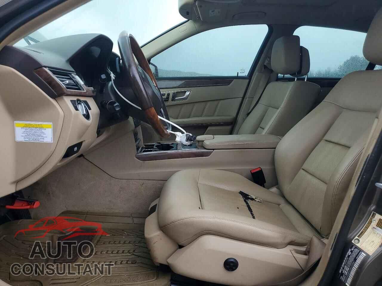 MERCEDES-BENZ E-CLASS 2012 - WDDHF8JB1CA535987