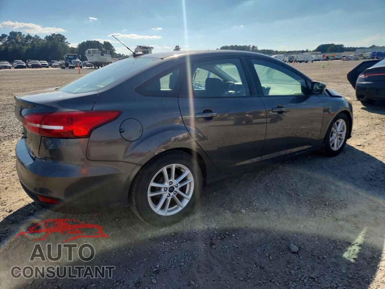 FORD FOCUS 2015 - 1FADP3F20FL347591