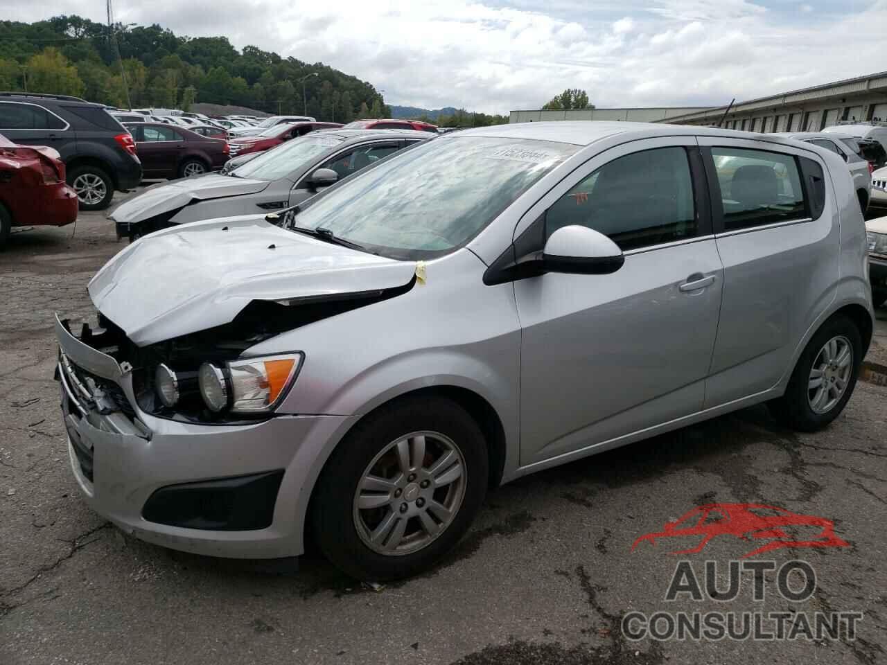 CHEVROLET SONIC 2016 - 1G1JC6SG0G4155698