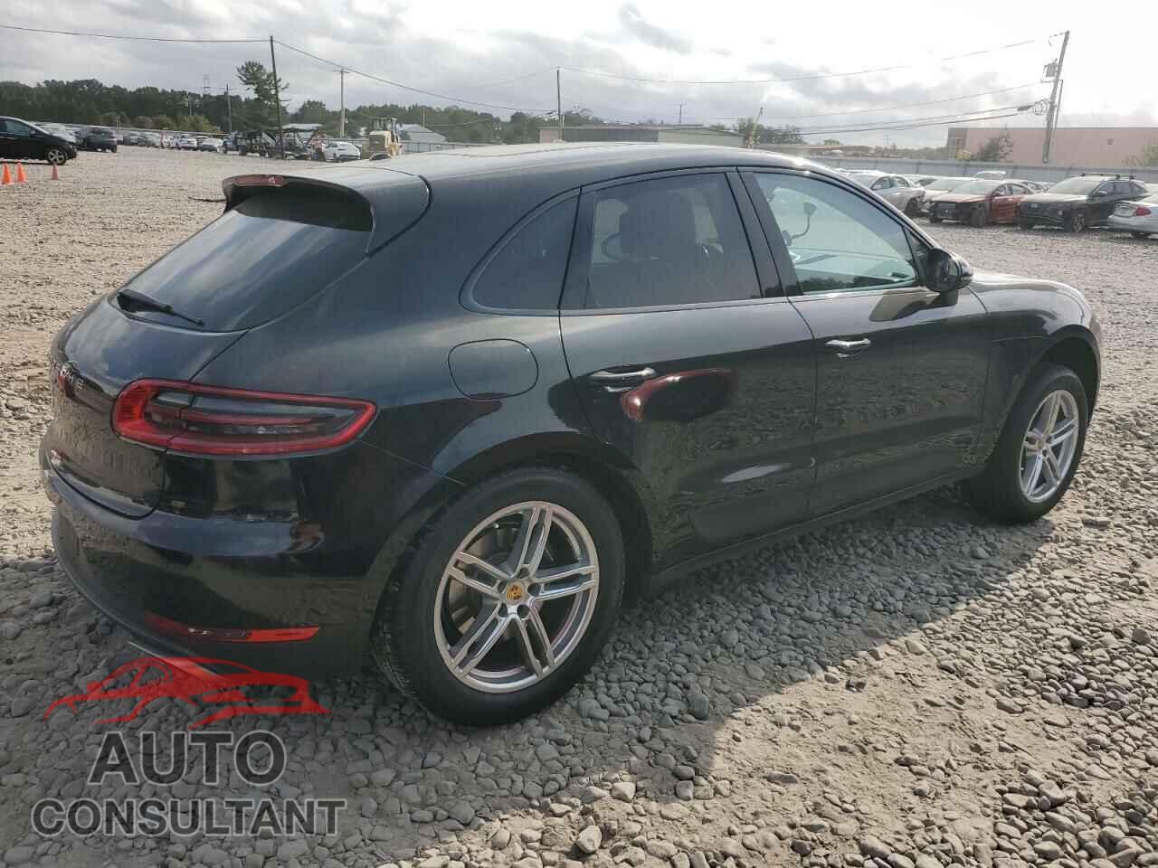 PORSCHE MACAN 2017 - WP1AA2A58HLB04333