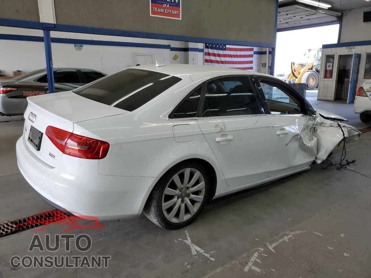 AUDI A4 2013 - WAUAFAFL3DN042646