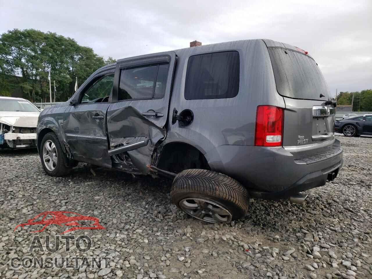 HONDA PILOT 2013 - 5FNYF4H57DB071325