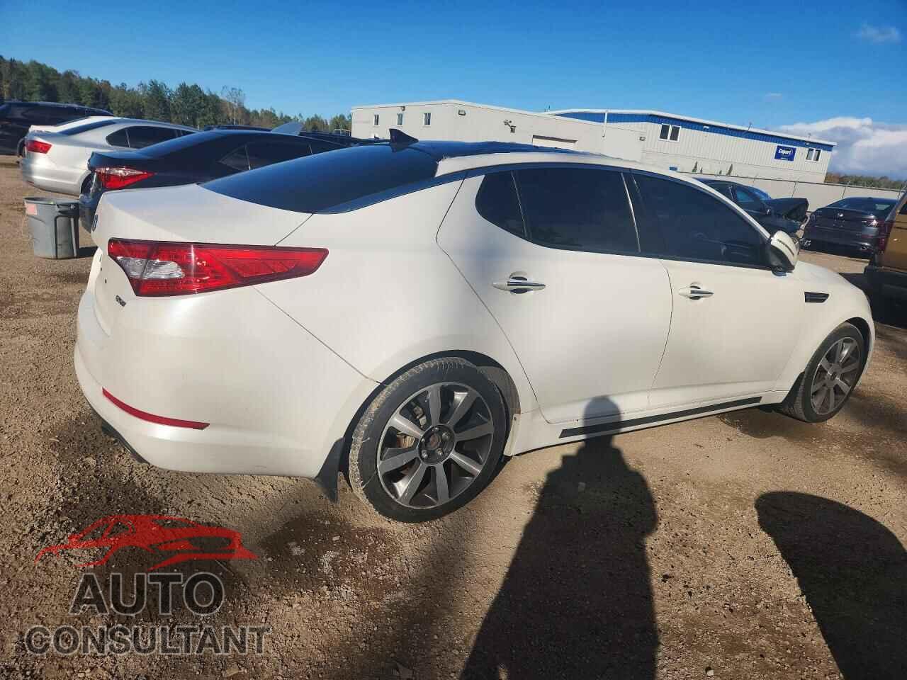 KIA OPTIMA 2011 - KNAGN4A74B5233997