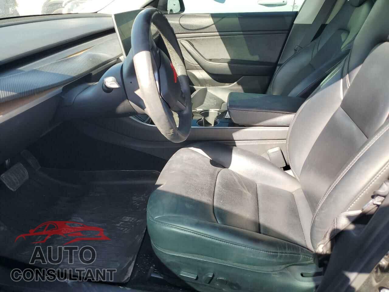 TESLA MODEL 3 2019 - 5YJ3E1EA4KF416093