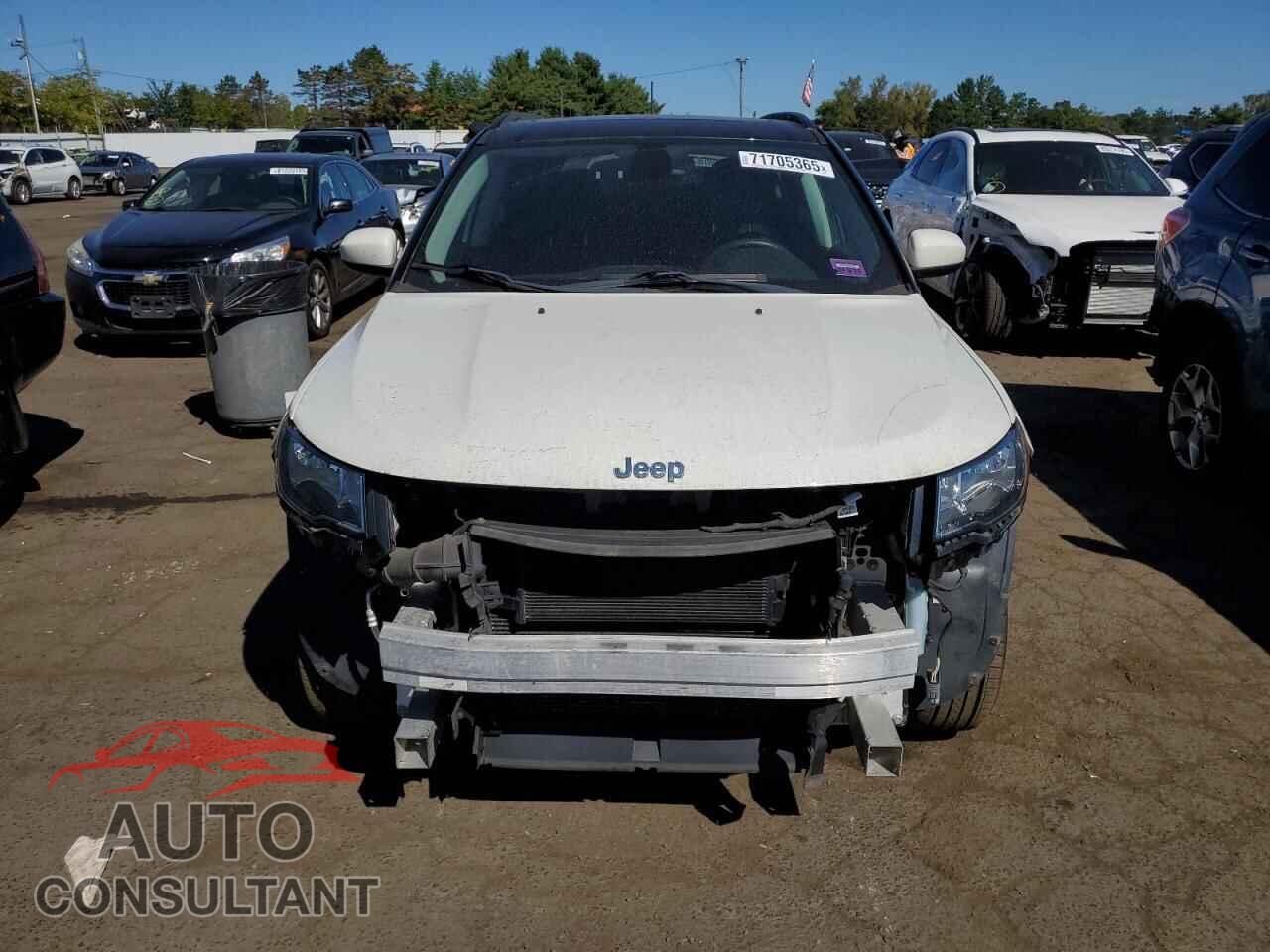JEEP COMPASS 2018 - 3C4NJDBB0JT313871