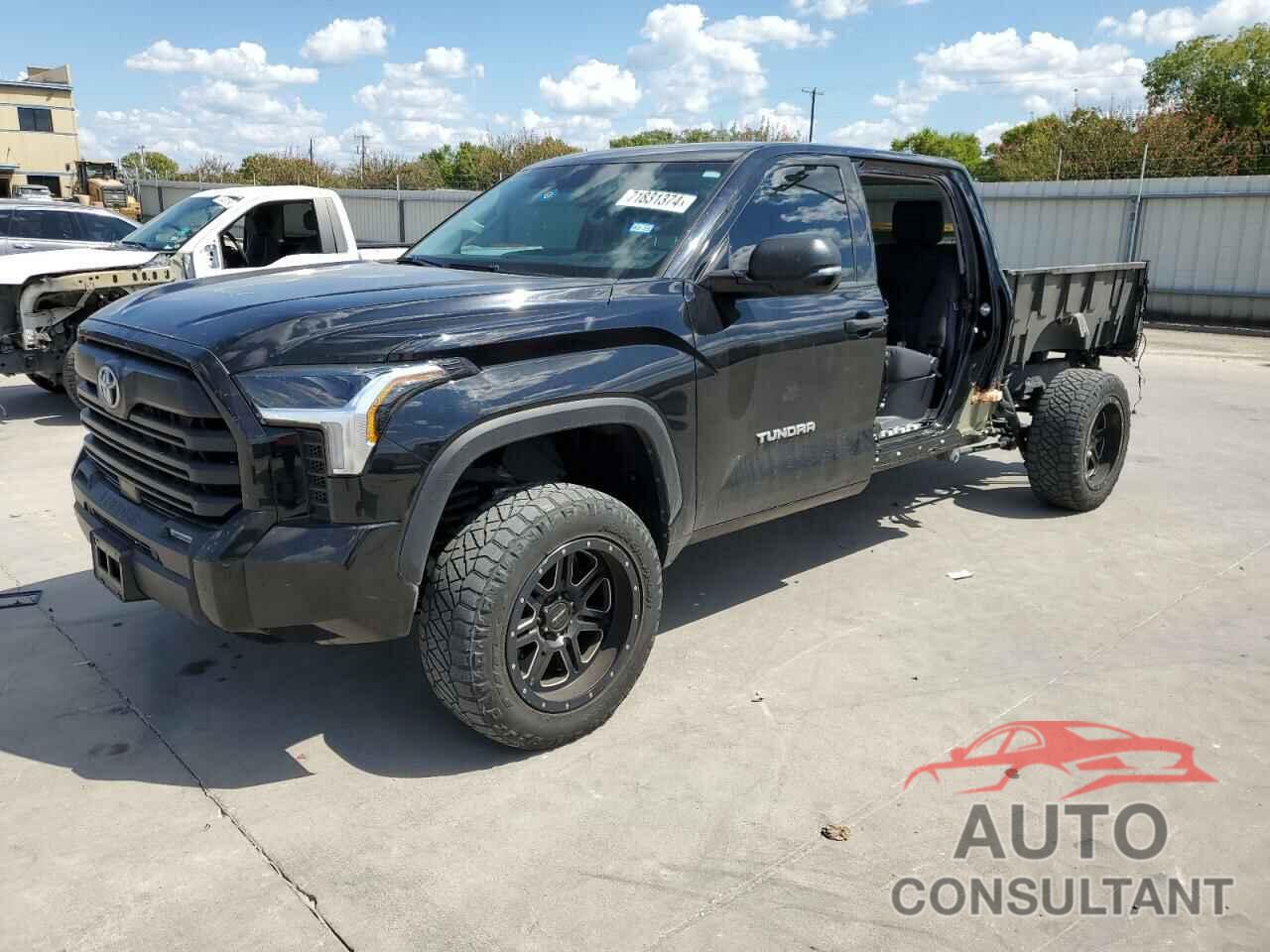 TOYOTA TUNDRA 2022 - 5TFLA5EC2NX004172