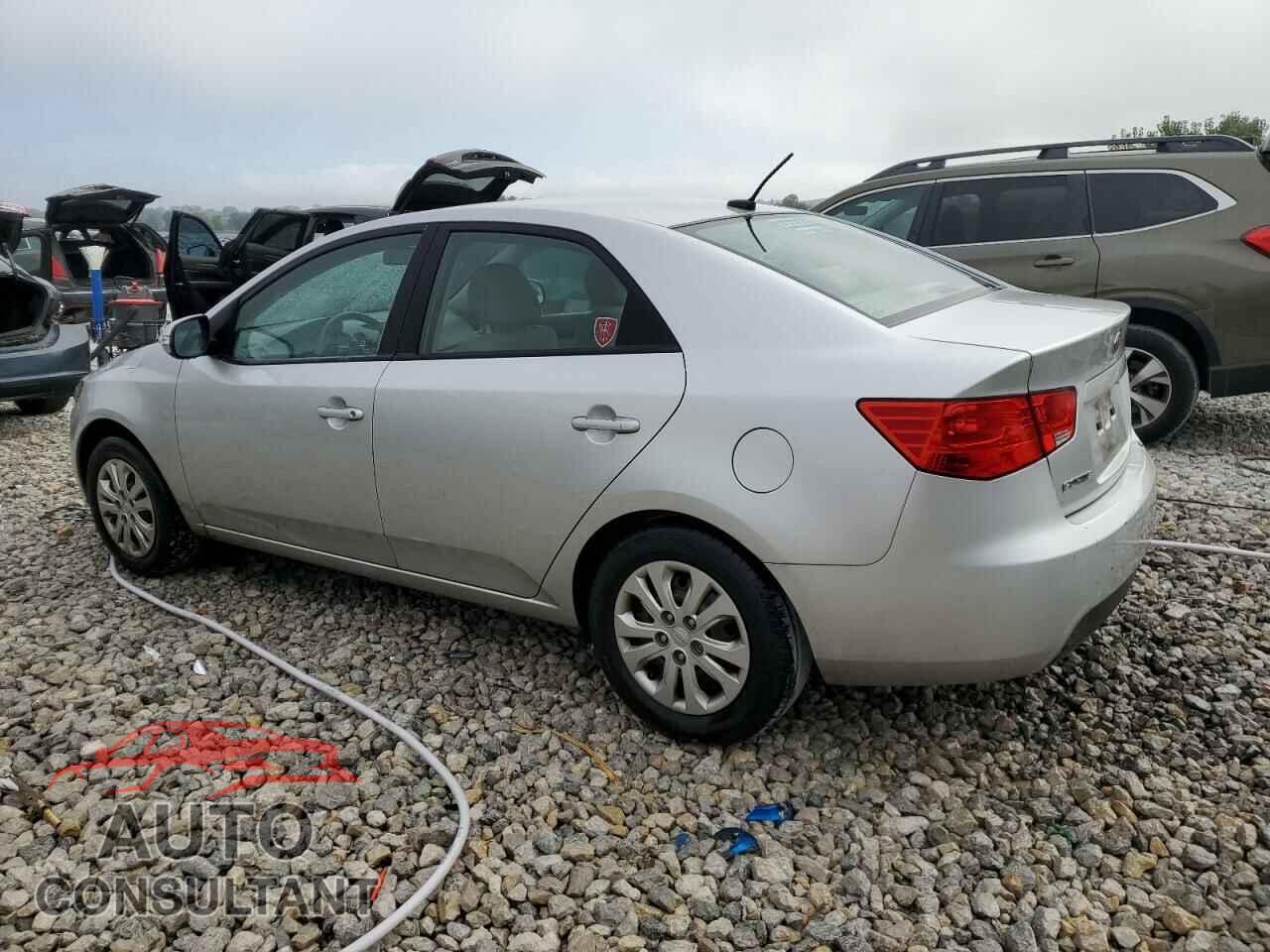 KIA FORTE 2010 - KNAFU4A29A5837708