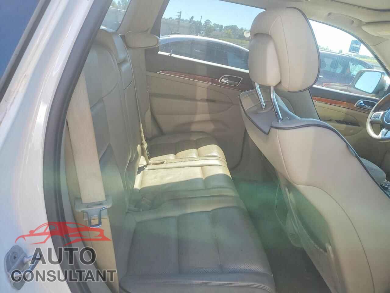 JEEP CHEROKEE 2011 - 1J4RR6GG4BC606626