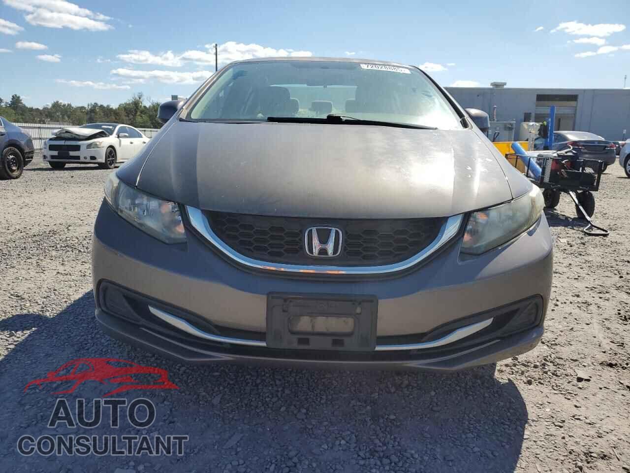 HONDA CIVIC 2013 - 2HGFB2F56DH567304