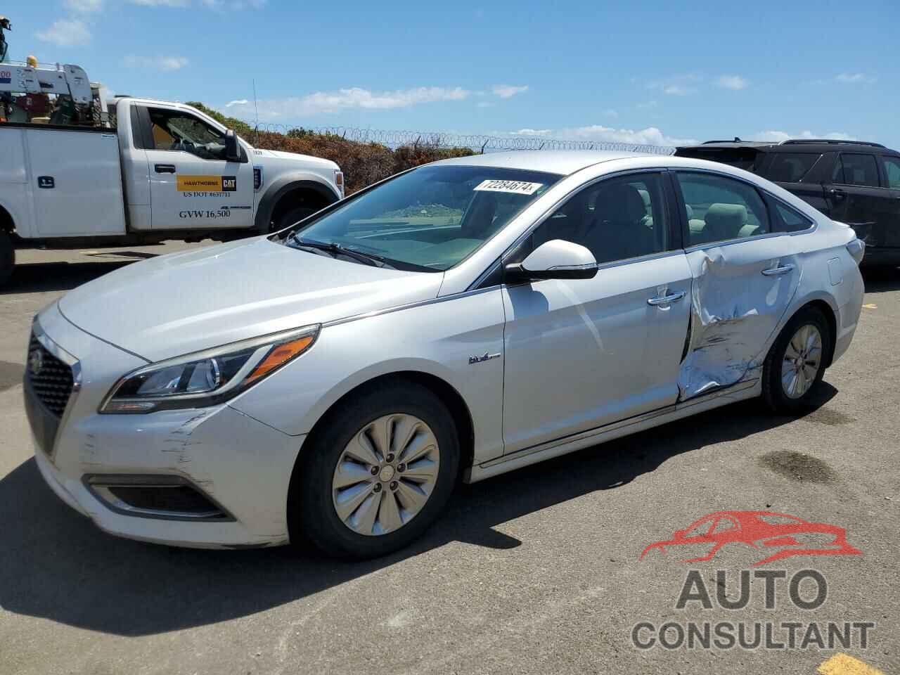 HYUNDAI SONATA 2017 - KMHE24L1XHA047677