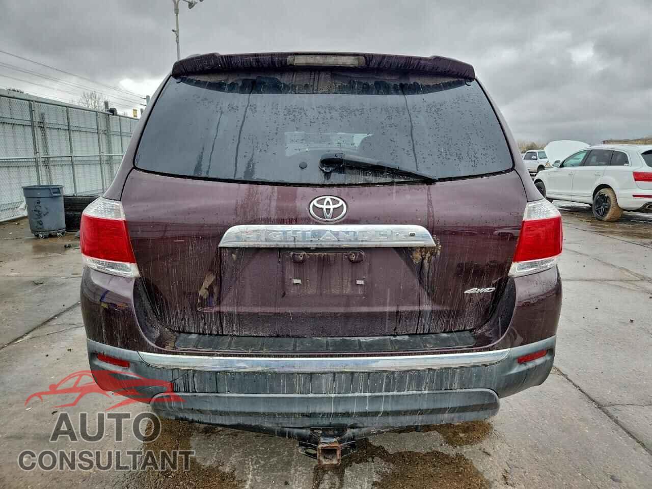 TOYOTA HIGHLANDER 2011 - 5TDBK3EH2BS090366