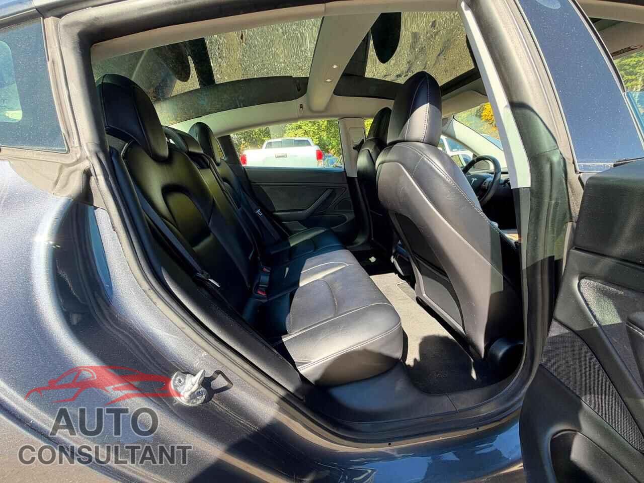 TESLA MODEL 3 2021 - 5YJ3E1EB3MF902504