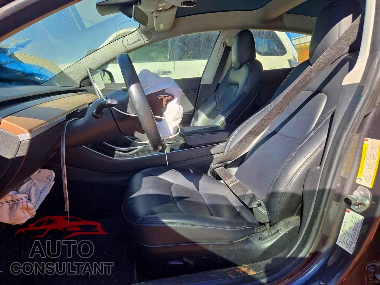 TESLA MODEL 3 2018 - 5YJ3E1EB8JF184993