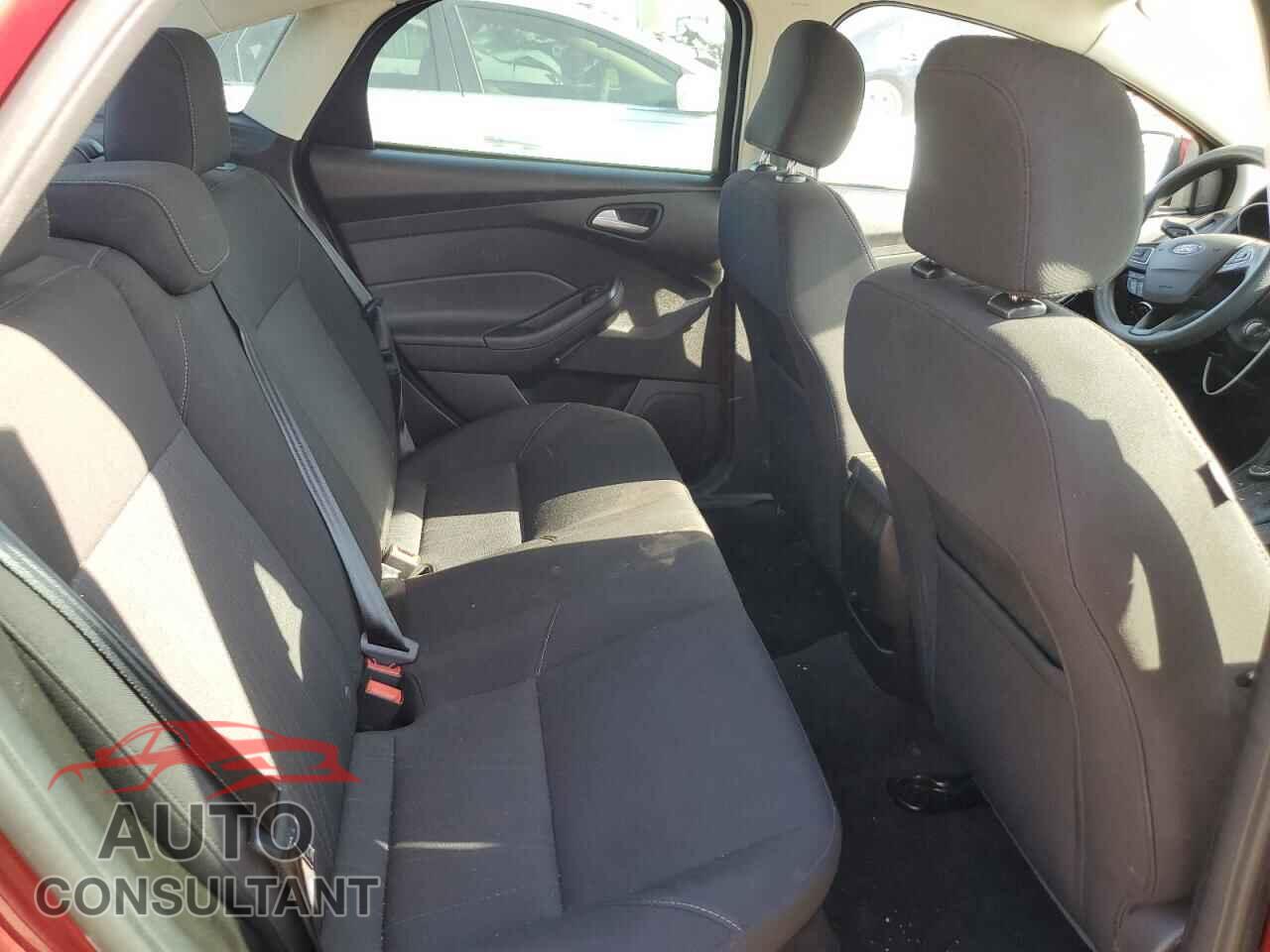 FORD FOCUS 2016 - 1FADP3FE2GL372889
