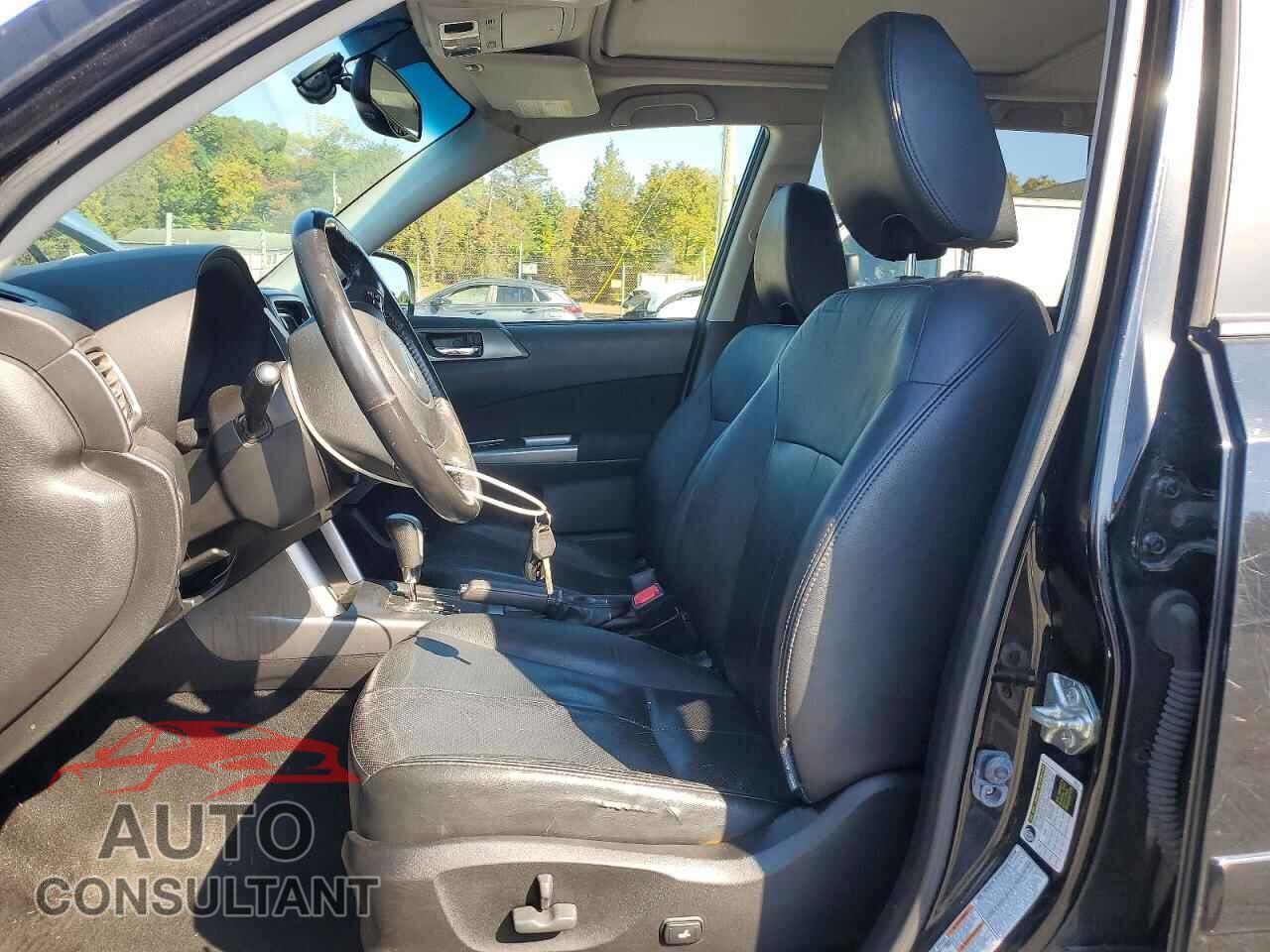 SUBARU FORESTER 2011 - JF2SHAEC0BH768500