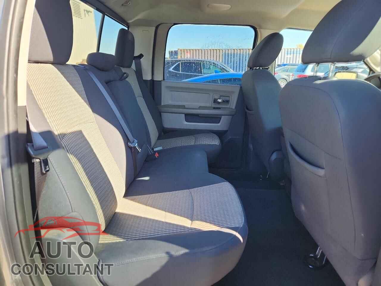 DODGE RAM 1500 2012 - 1C6RD7LT7CS185335