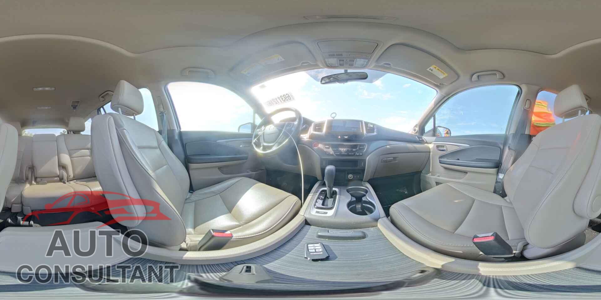 HONDA PILOT 2017 - 5FNYF5H56HB004744