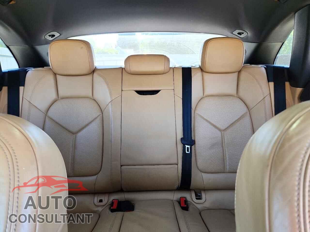 PORSCHE MACAN 2017 - WP1AA2A53HLB03817