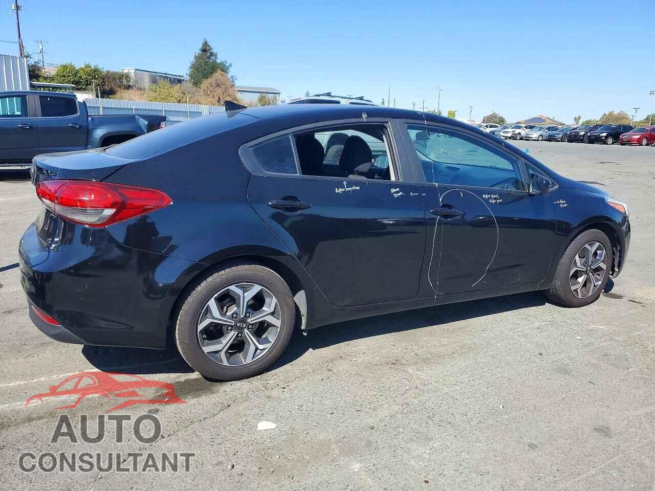 KIA FORTE 2017 - 3KPFK4A76HE118497