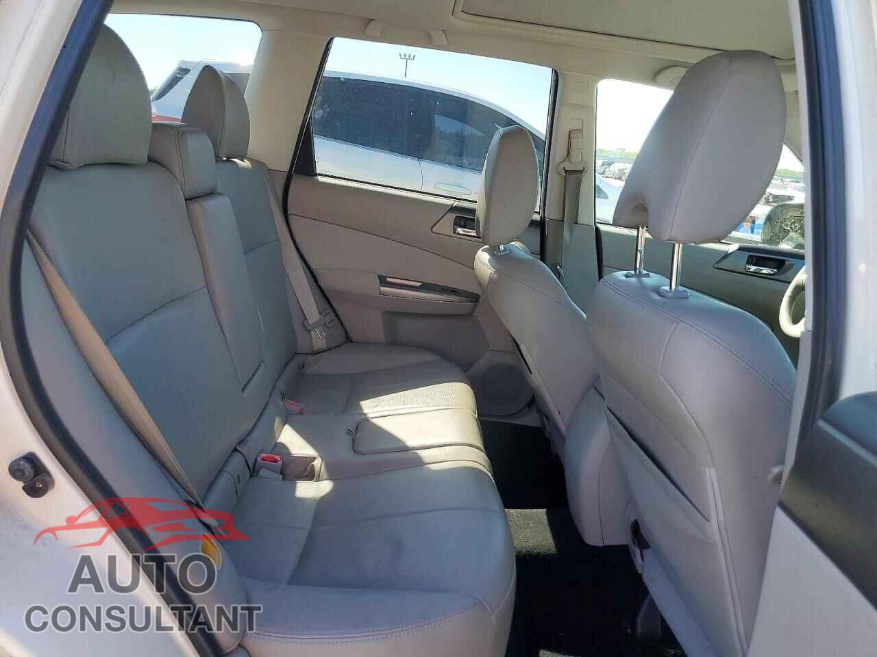 SUBARU FORESTER 2011 - JF2SHAEC3BH720859