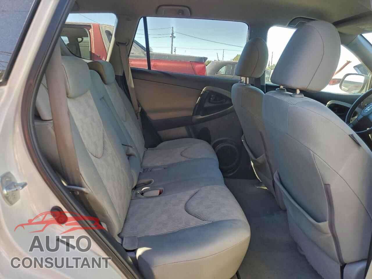 TOYOTA RAV4 2011 - 2T3BF4DV3BW086813