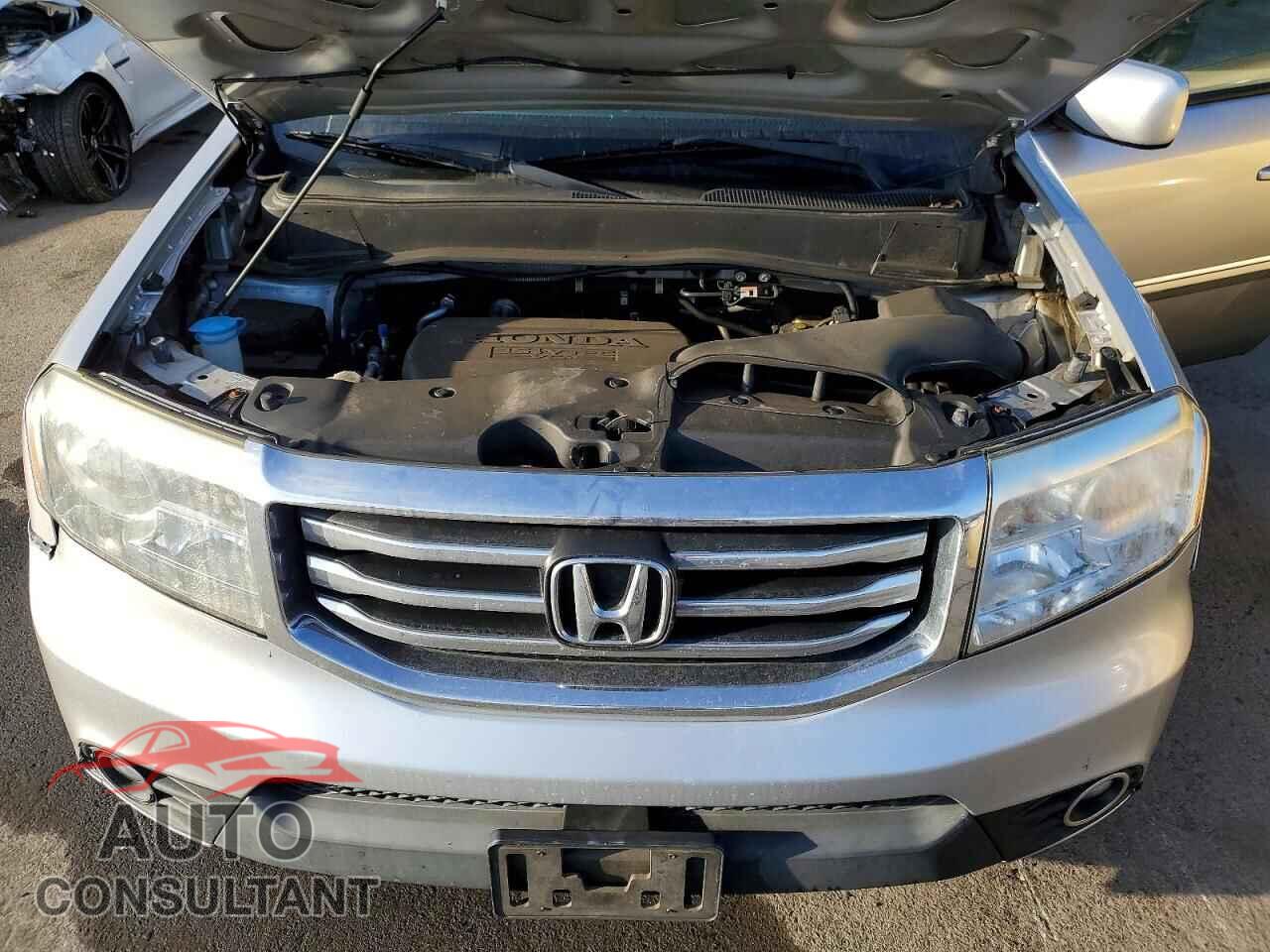 HONDA PILOT 2015 - 5FNYF4H70FB006854