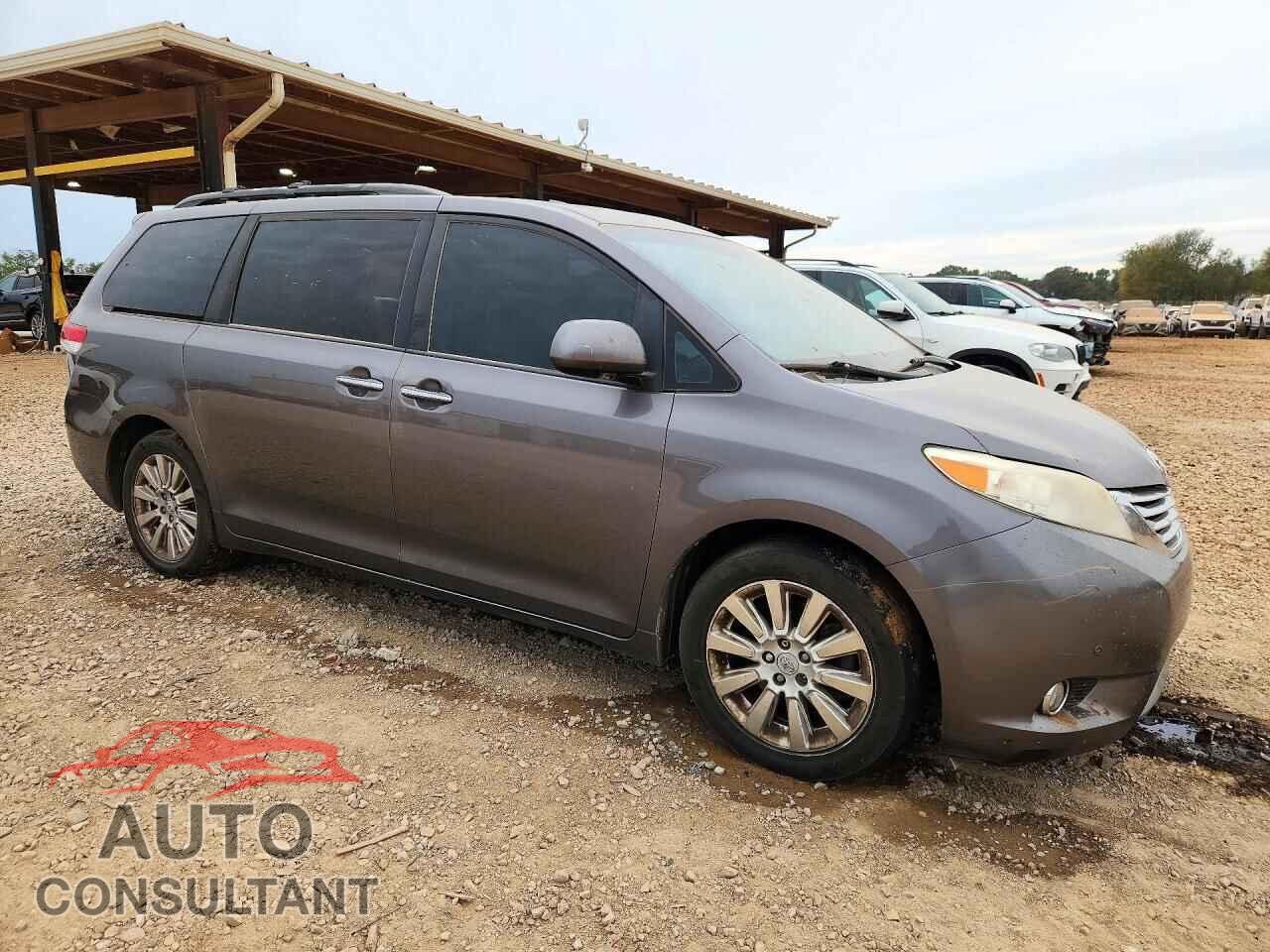 TOYOTA SIENNA 2011 - 5TDDK3DC2BS020624