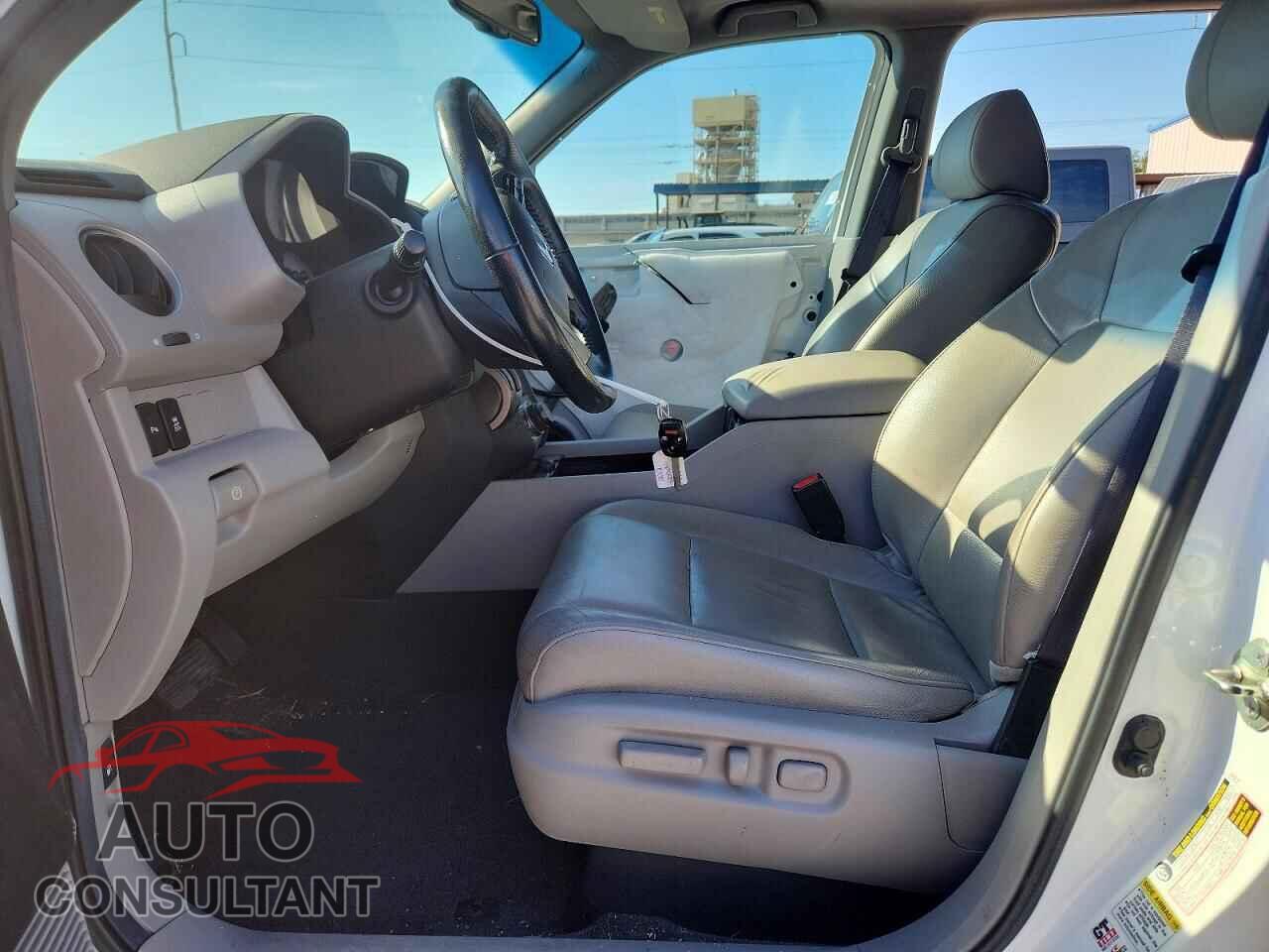HONDA PILOT 2012 - 5FNYF4H96CB061354