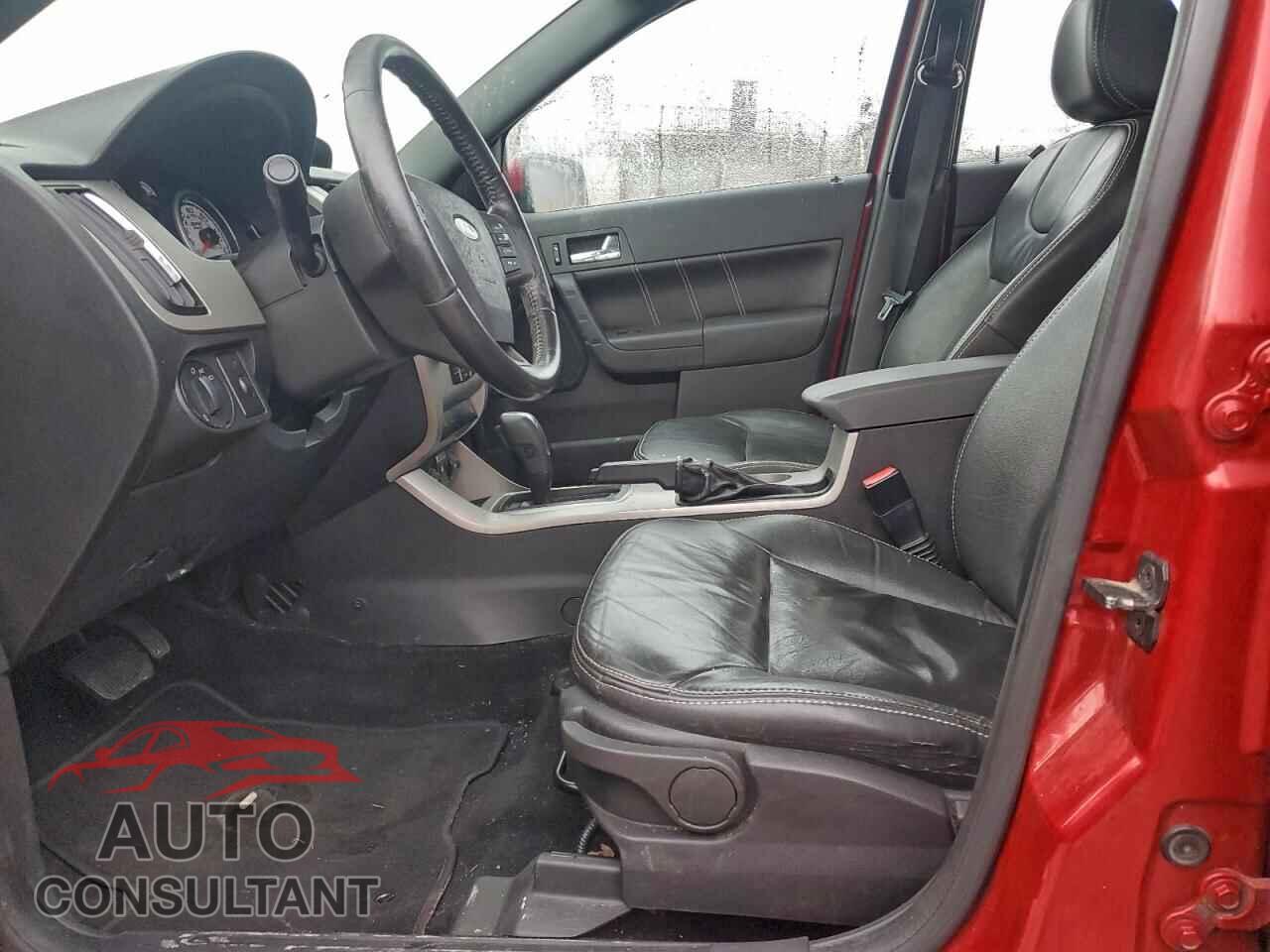 FORD FOCUS 2009 - 1FAHP36N59W194348