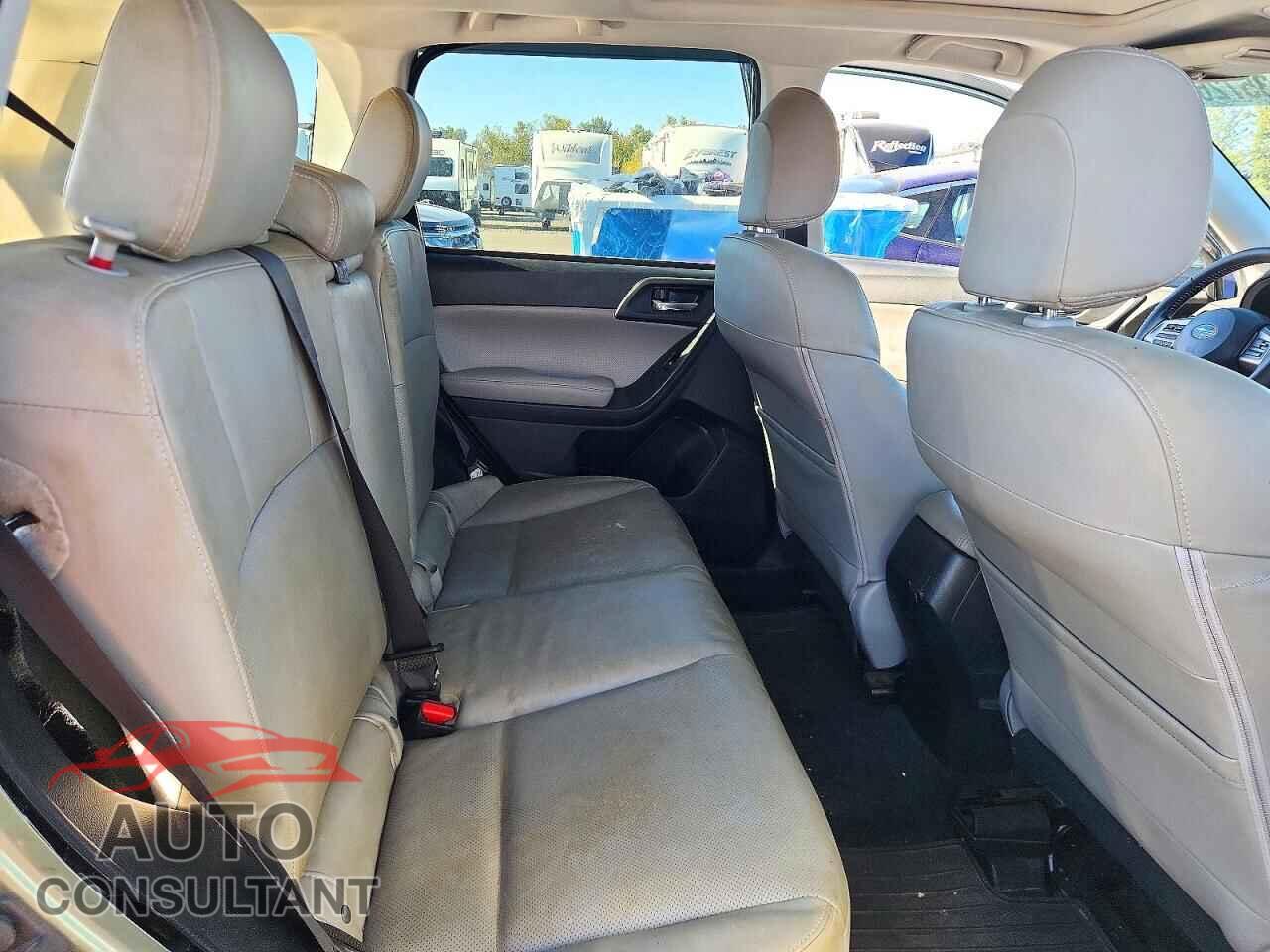 SUBARU FORESTER 2015 - JF2SJAHC1FH407962