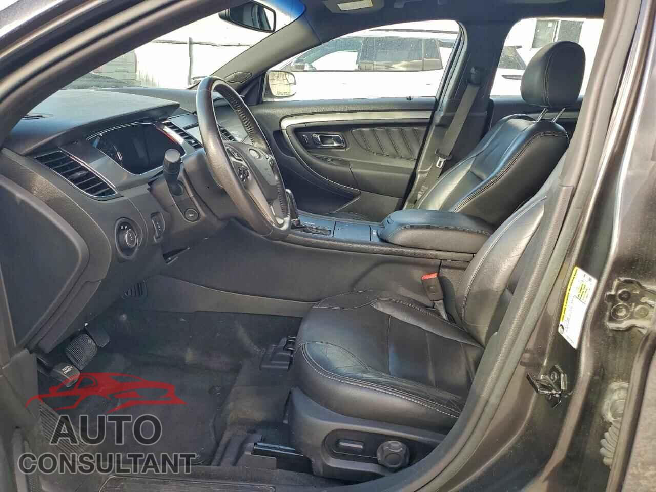 FORD TAURUS 2015 - 1FAHP2E89FG205962
