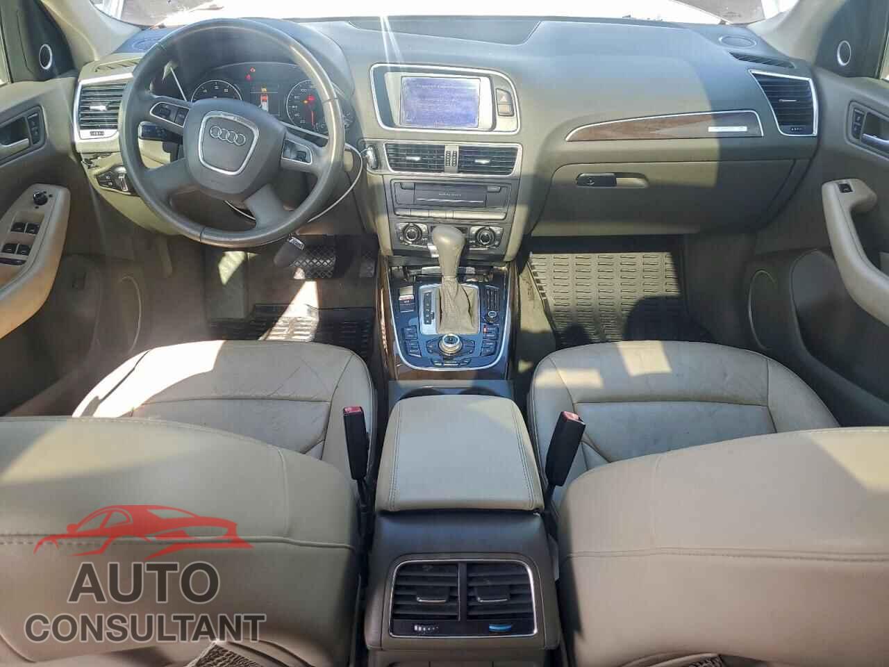 AUDI Q5 2011 - WA1LFAFP5BA021844