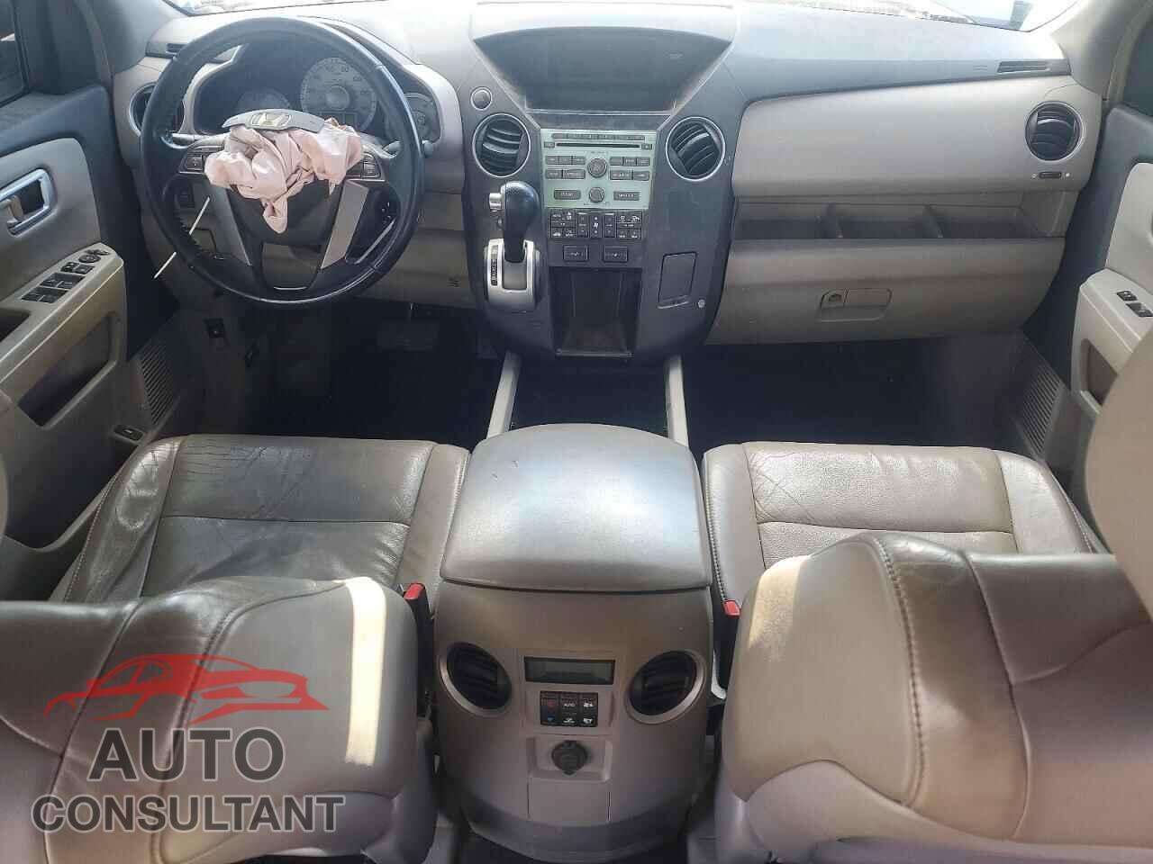 HONDA PILOT 2009 - 5FNYF38599B007966