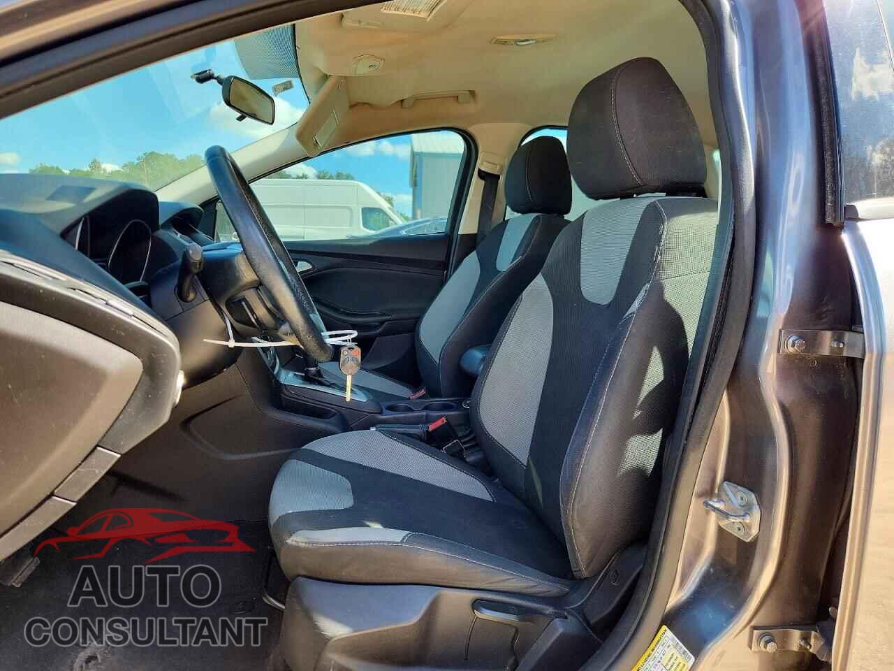 FORD FOCUS 2014 - 1FADP3F25EL173239