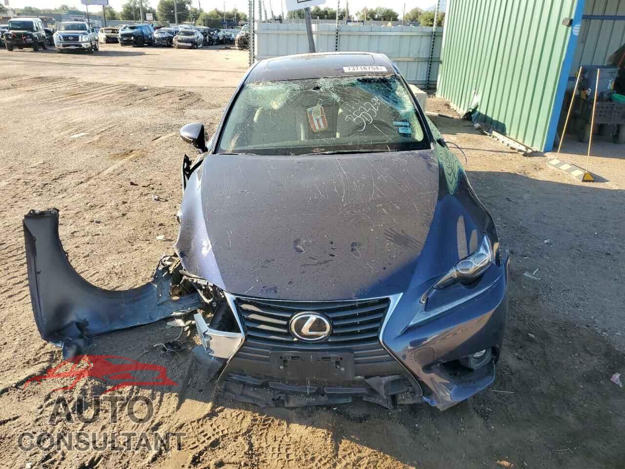 LEXUS IS 2015 - JTHCF1D29F5017578