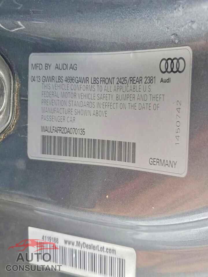 AUDI A5 2013 - WAULFAFR2DA070135