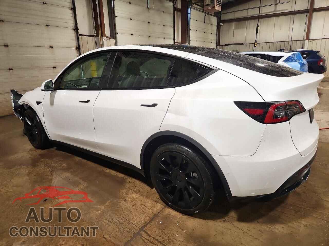 TESLA MODEL Y 2022 - 7SAYGDEE0NF563815