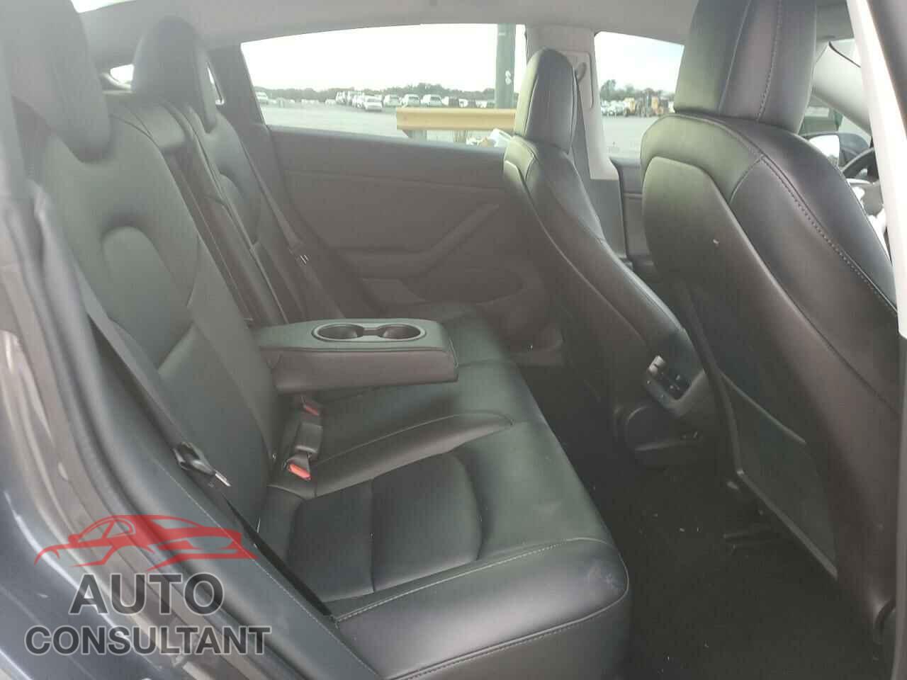 TESLA MODEL 3 2020 - 5YJ3E1EC7LF627243